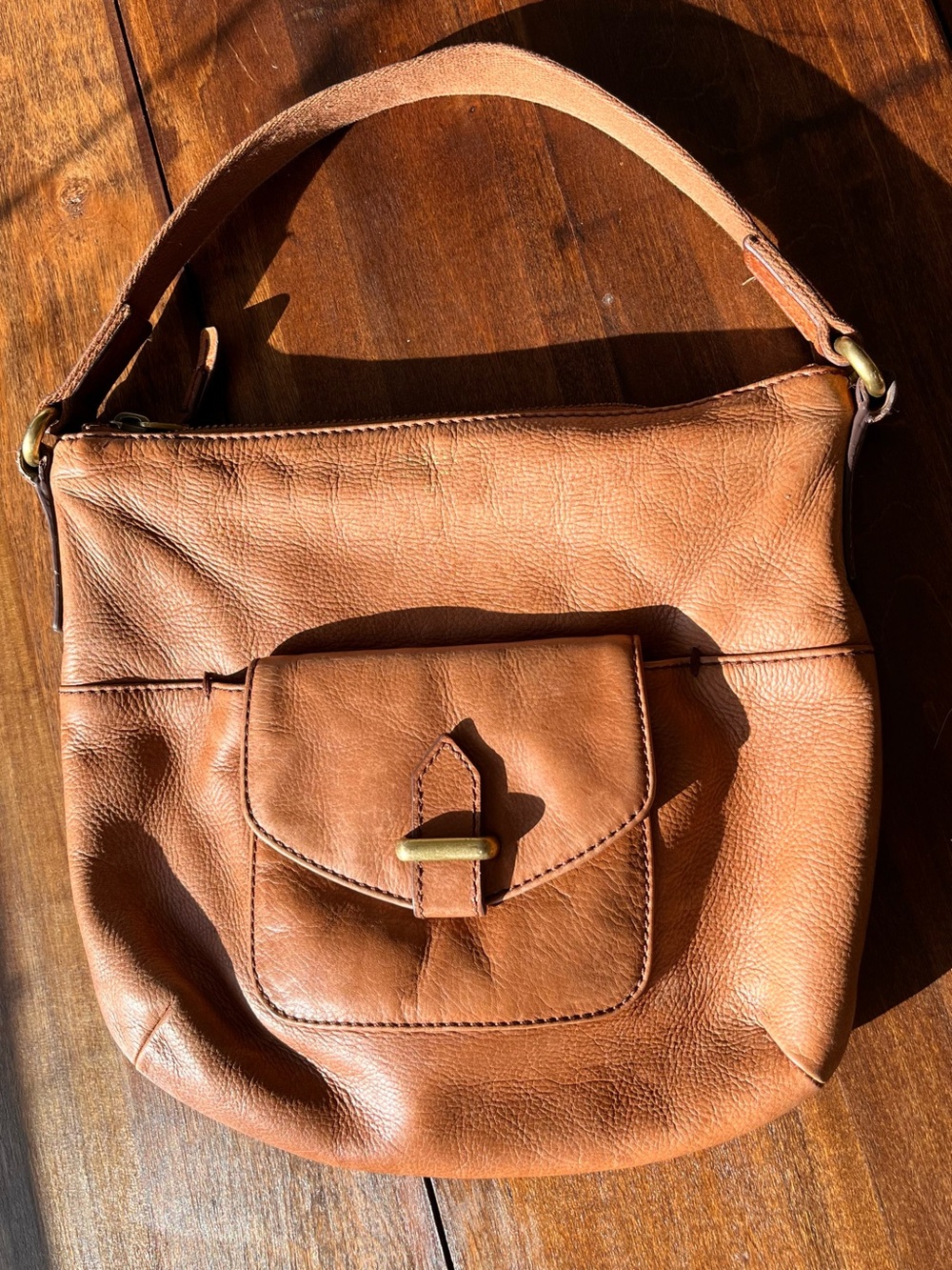 Classic Tan Leather Fossil Hobo Shoulder Bag - Women